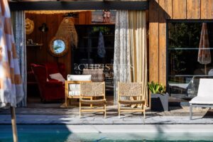 BÈGLES — Contemporary Family Home with Swimming Pool and Independent Studio