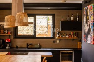 BÈGLES — Contemporary Family Home with Swimming Pool and Independent Studio