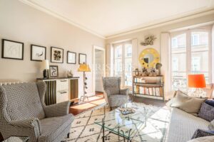 Bordeaux – Jardin Public – Elegant Renovated Apartment – 2 Bedrooms