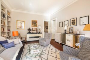 Bordeaux – Jardin Public – Elegant Renovated Apartment – 2 Bedrooms