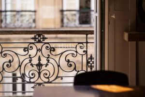 Bordeaux – Jardin Public – Elegant Renovated Apartment – 2 Bedrooms