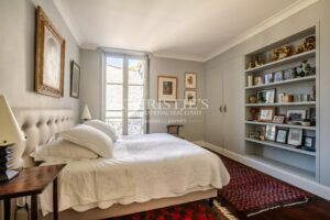 Bordeaux – Jardin Public – Elegant Renovated Apartment – 2 Bedrooms